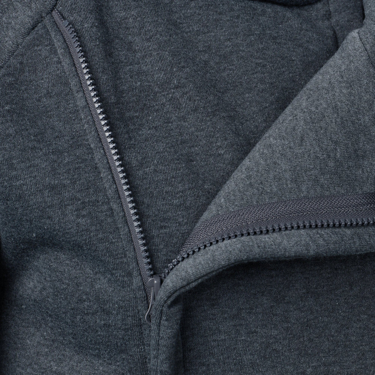 LIAM™ | CROSSOVER ZIP HOODIE