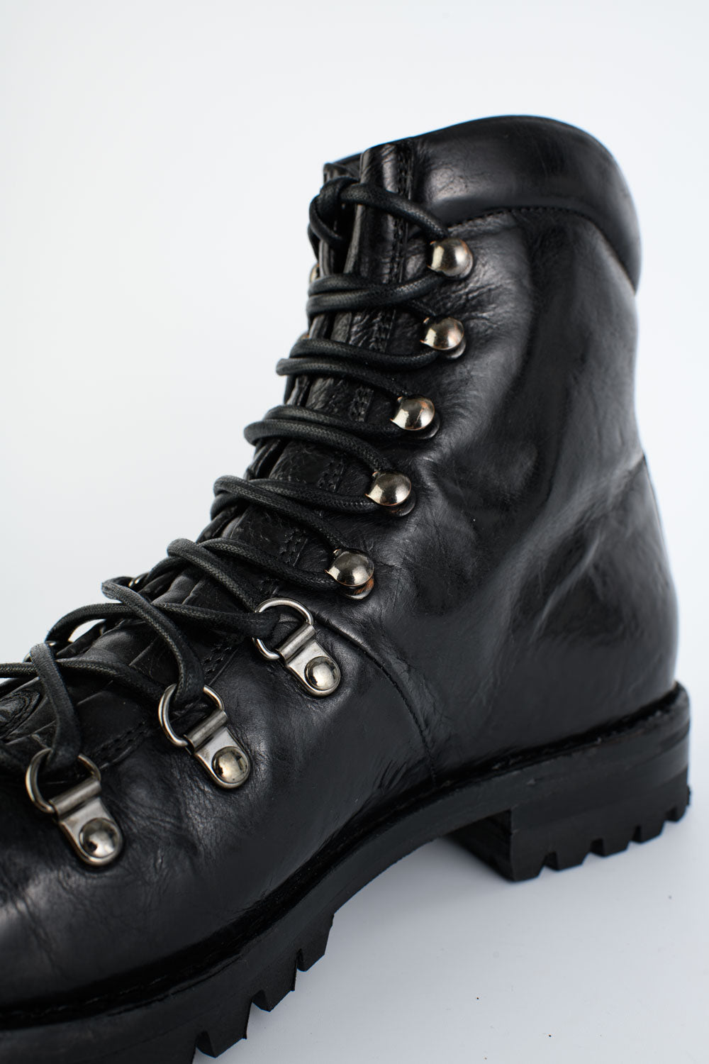 LIAM™ | CAMDEN Tar-Black Combat Boots