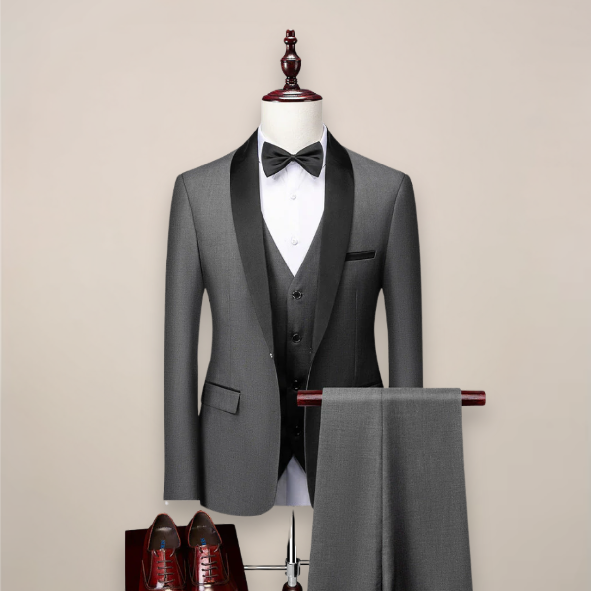 LIAM™ | Men's Satin-Trim Evening Tuxedo