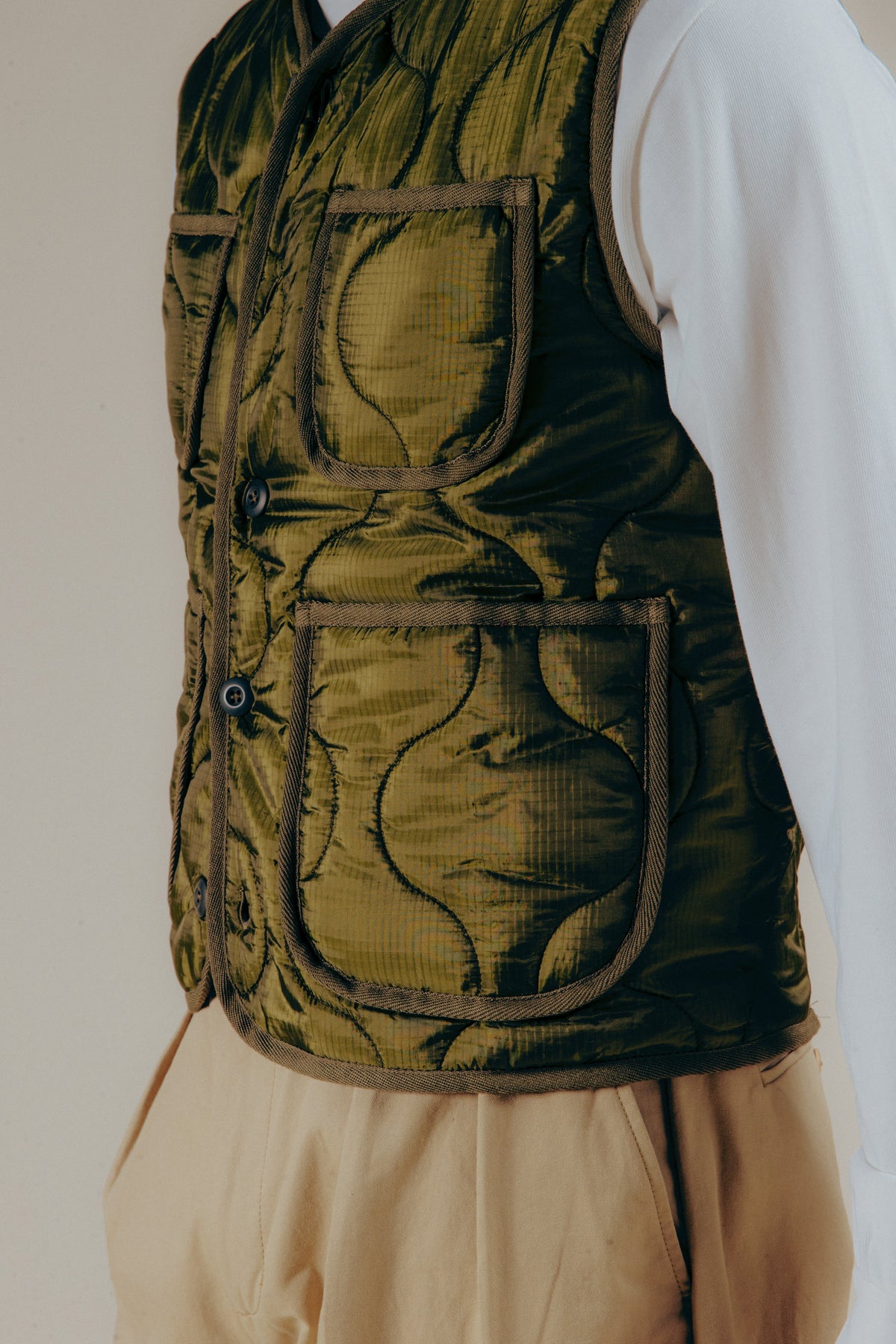 LIAM™ | The Liner Vest - Military Green