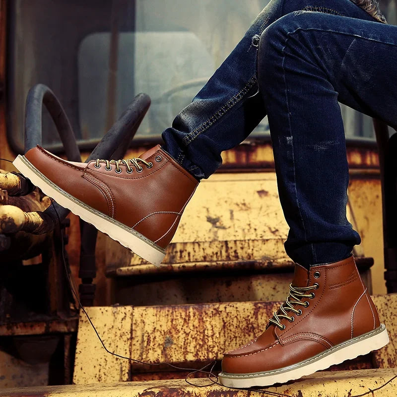 LIAM™ | CLASSIC LACE-UP BOOTS FOR MEN