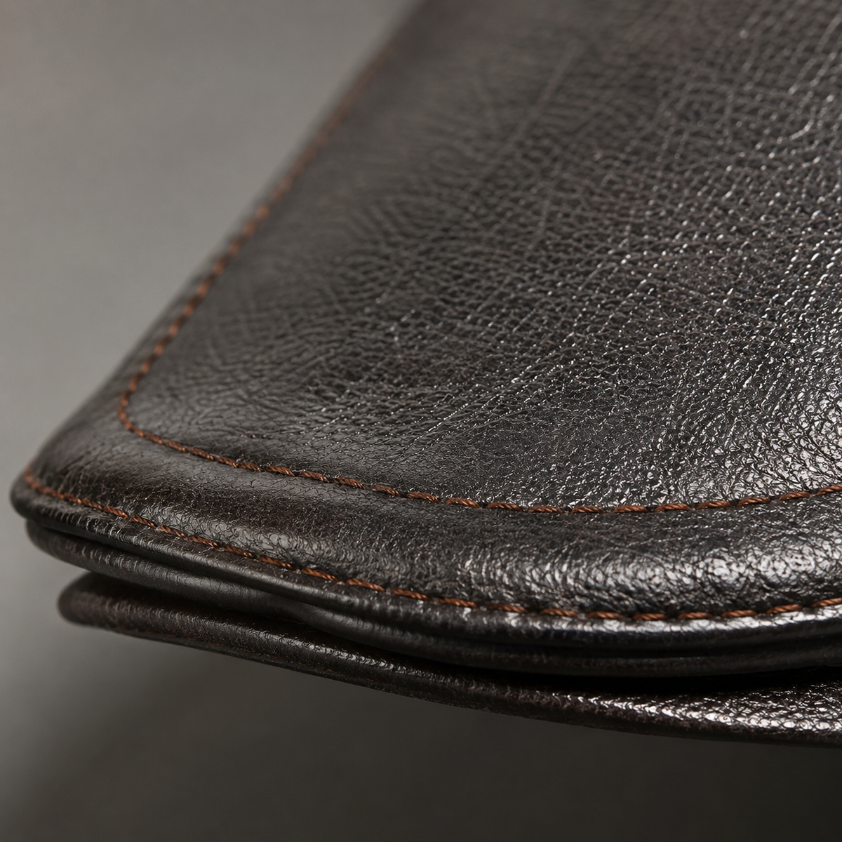LIAM™ | Corbin Leather Driving Cap