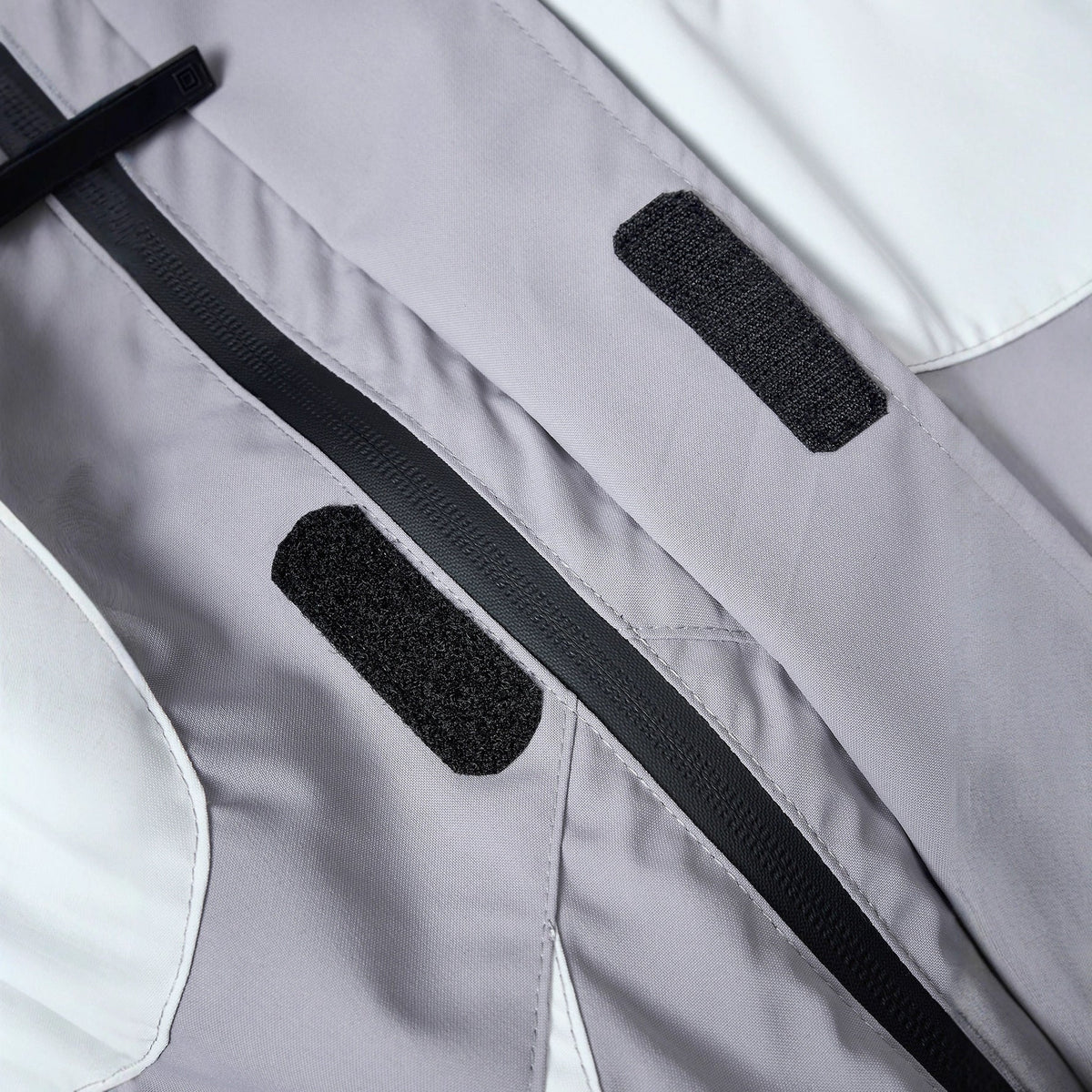 LIAM™ | EROX Windbreaker