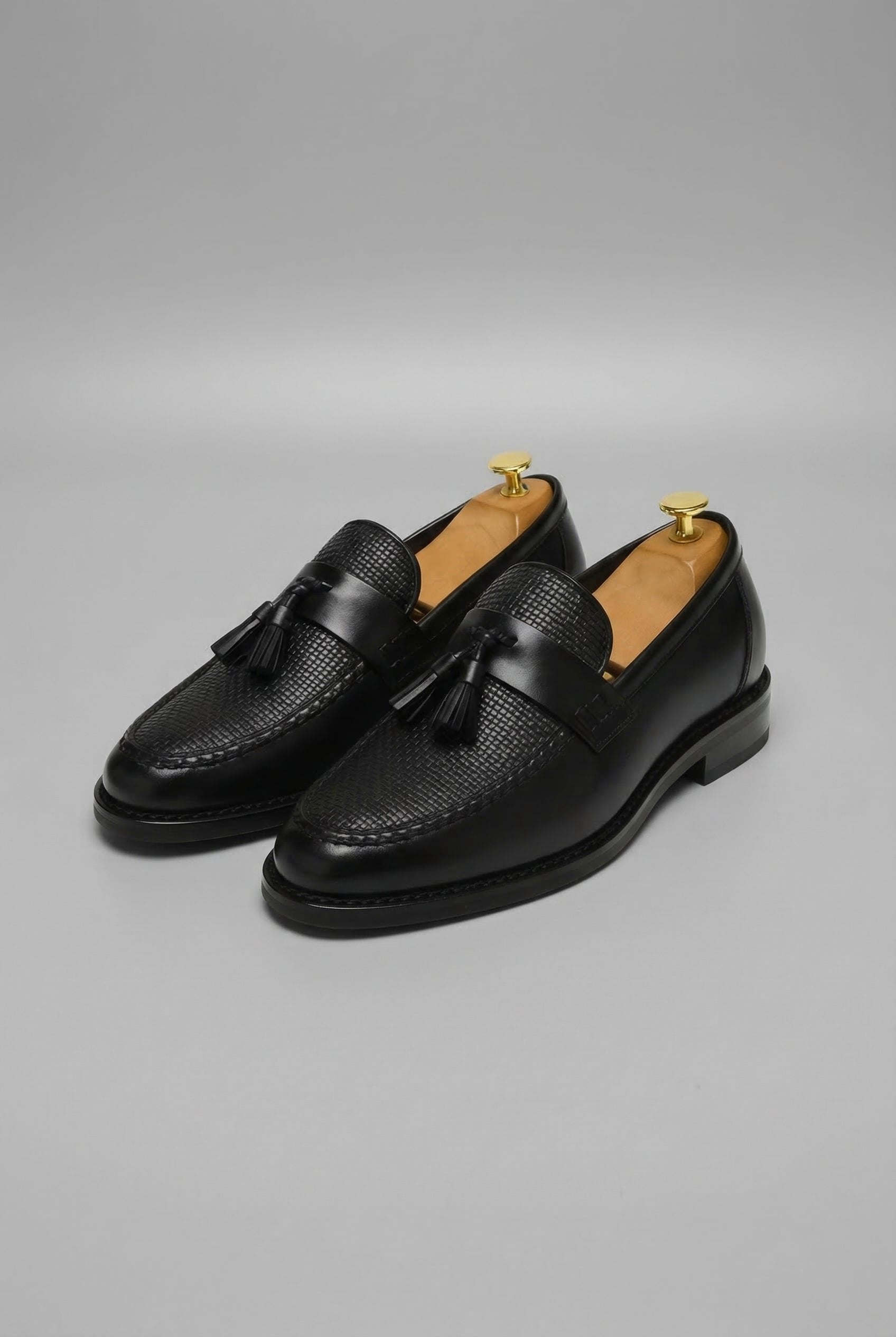 LIAM™ | Men's Woven Tassel Loafers