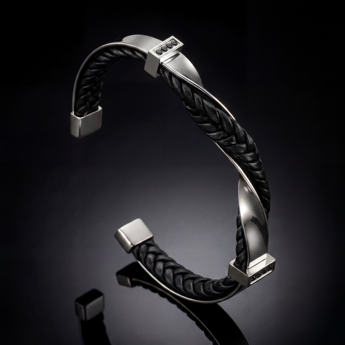 LIAM™ | Veyron Cuff Bracelet